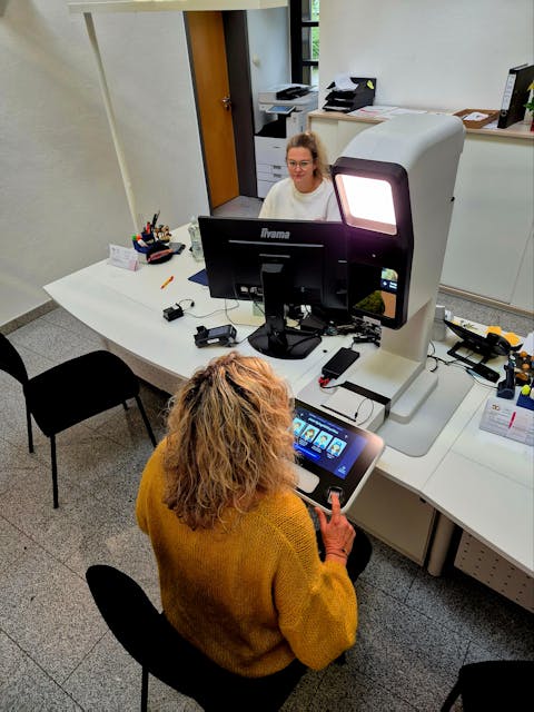 Das neue technische System PointID im Praxistest des Bürgerbüros in Neulingen