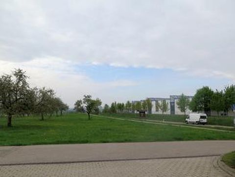 Nach Meinung des Neulinger Gemeinderates soll es beim IKG des Gemeindeverwaltungsverbandes Neulingen (links der Kreisstraße) bei drei Zweckverbandspartnern und 18 Hektar Fläche bleiben.