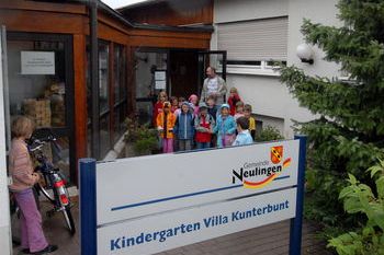 Bild Schott:Mit Sanierungsmaßnahmen wird der Kindergarten „Villa Kunterbunt“ in Bauschlott für die Zukunft fit gemacht. Der Eingangsbereich soll durch ein Vordach wettergeschützt werden.